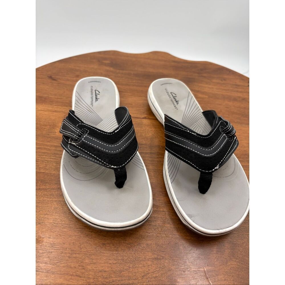 Clarks Cloudsteppers Cushionsoft Black Gray Comfort Flip Flop Sandals Women’s